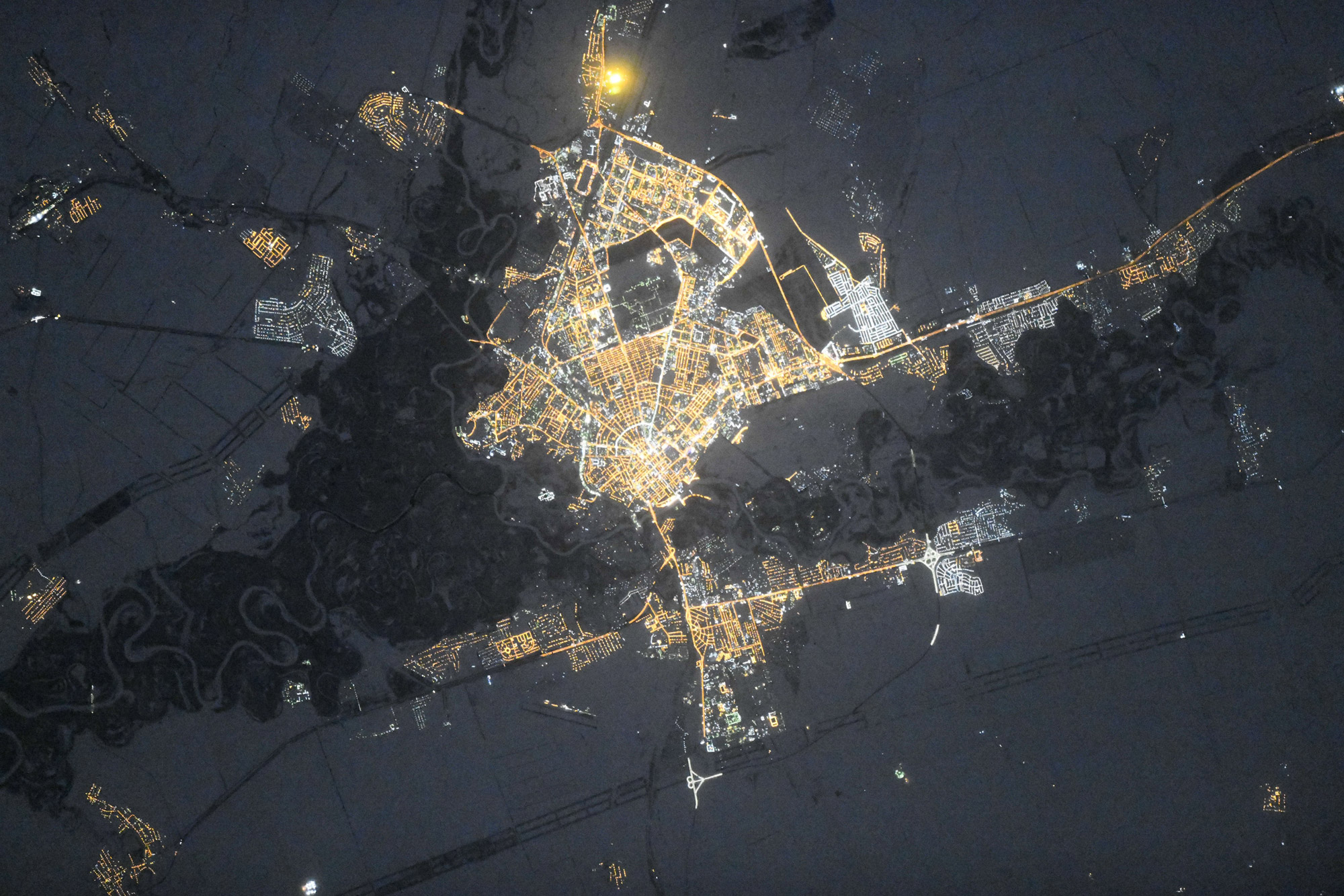 Оренбург, вид из космоса